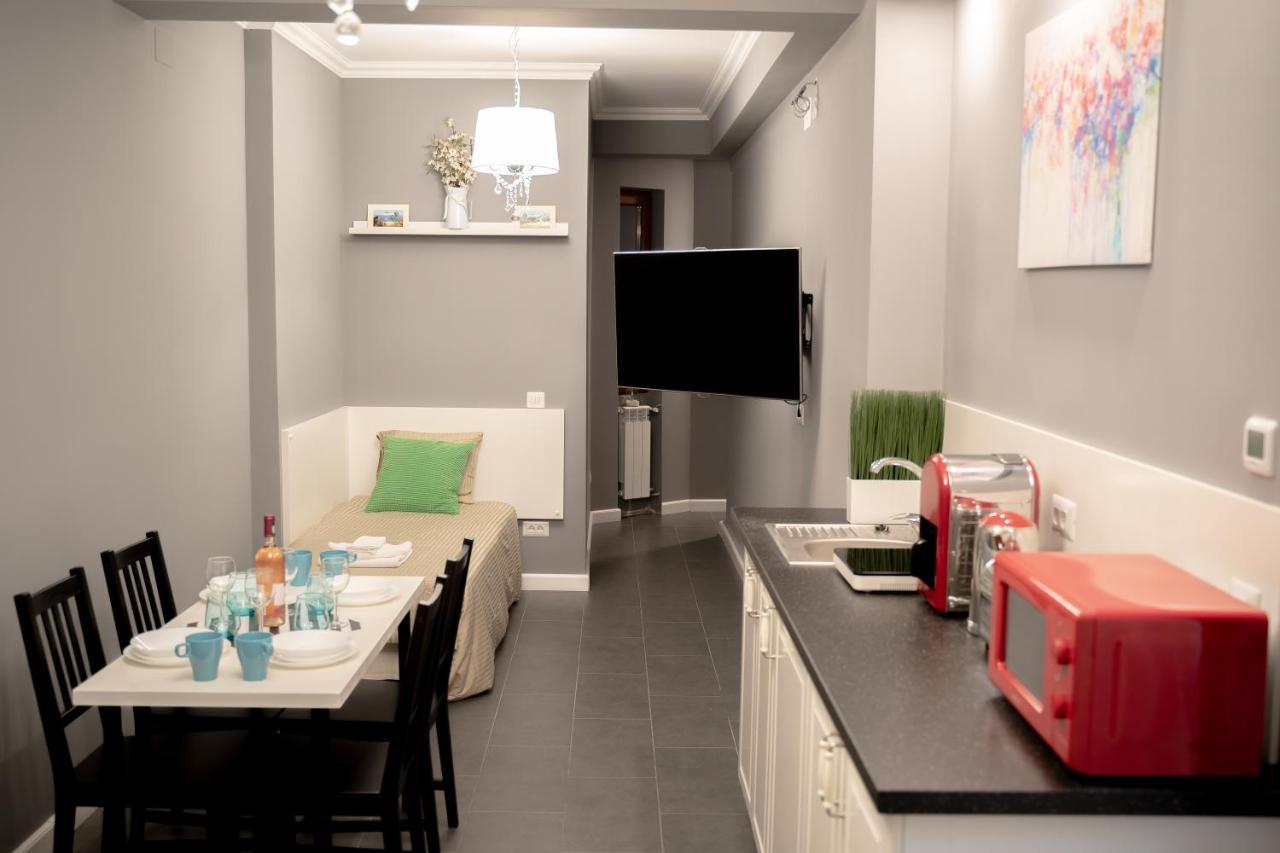 Luxury Down Town Apartment Bucureşti Ngoại thất bức ảnh